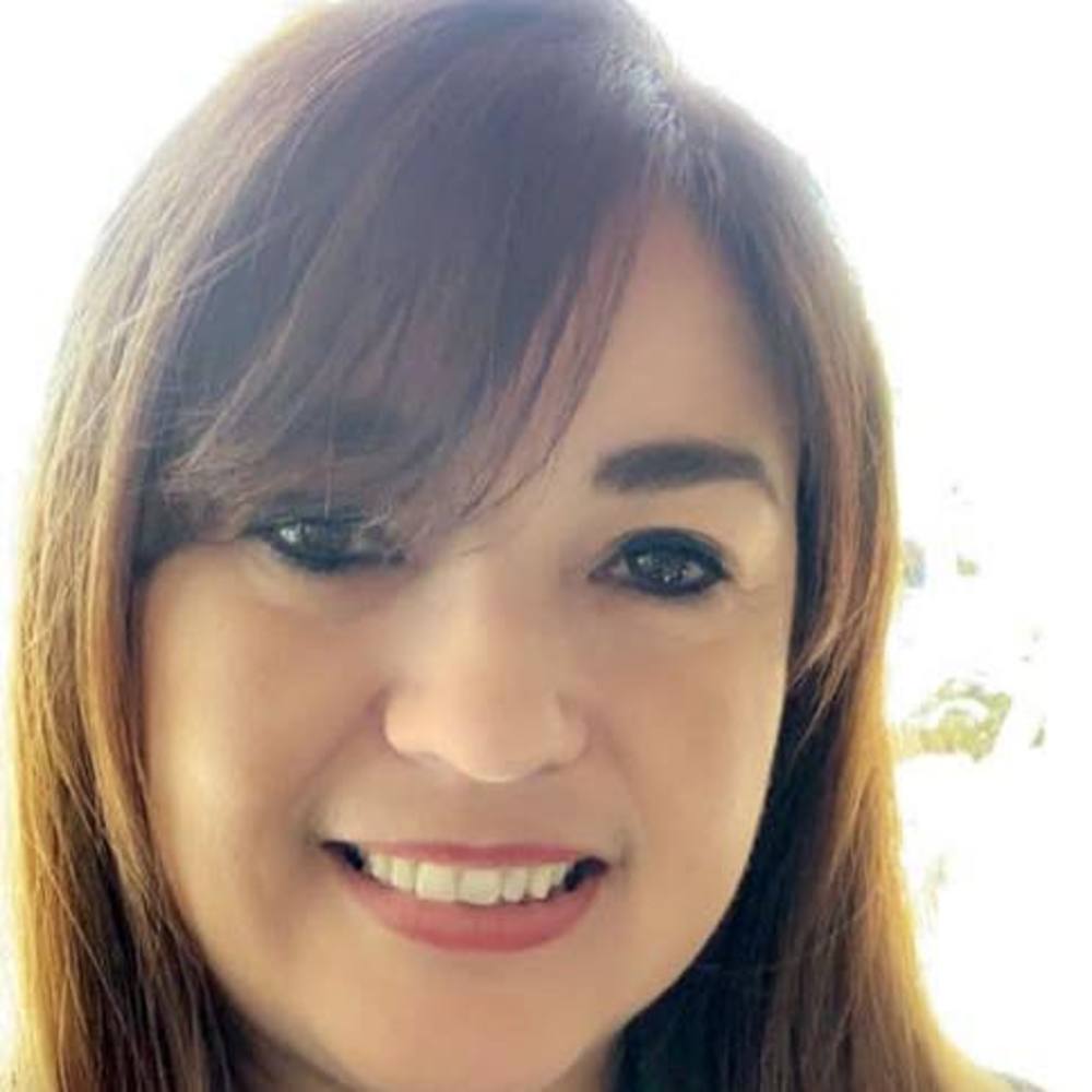 Meet your Posher, Alejandra